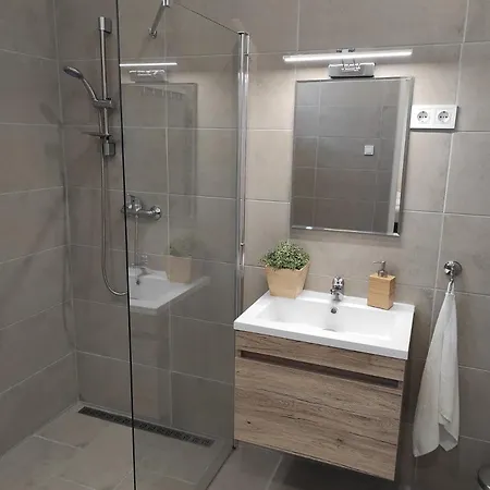 7 Days Apartment Mako Exterior photo