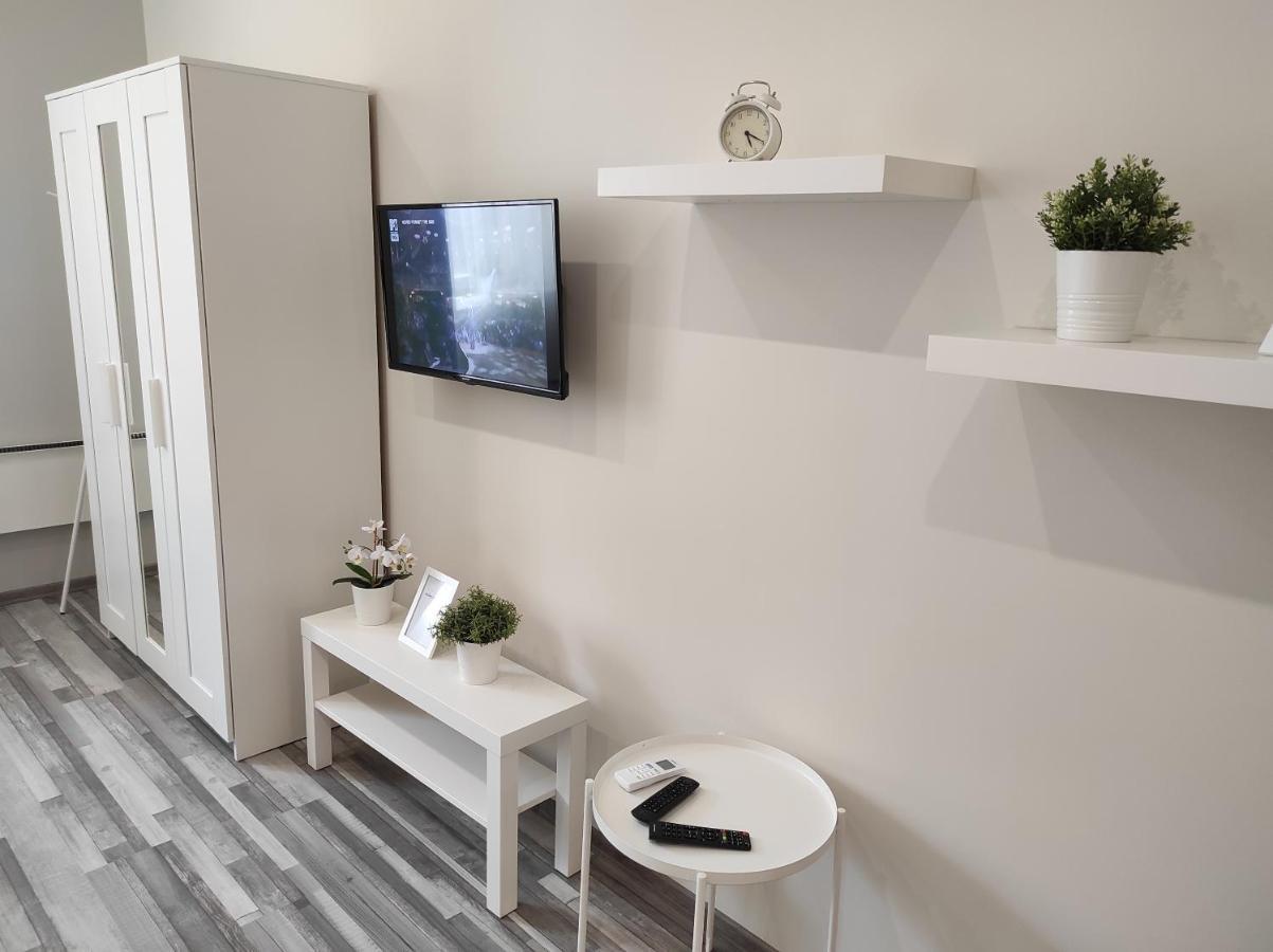 7 Days Apartment